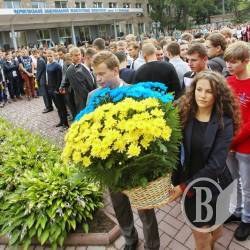 Шевченко бачив, як студентки тримаються за студентів – фото Шевченко бачив, як студентки тримаються за студентів – фото